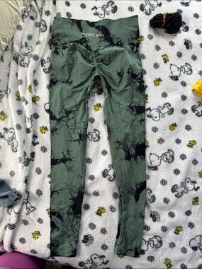 Pochee Bum Olive Green Tie-Dye Leggings